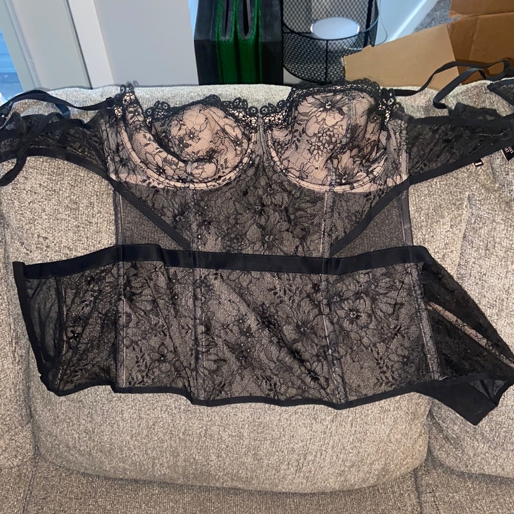 VS lace corset, SO cute.